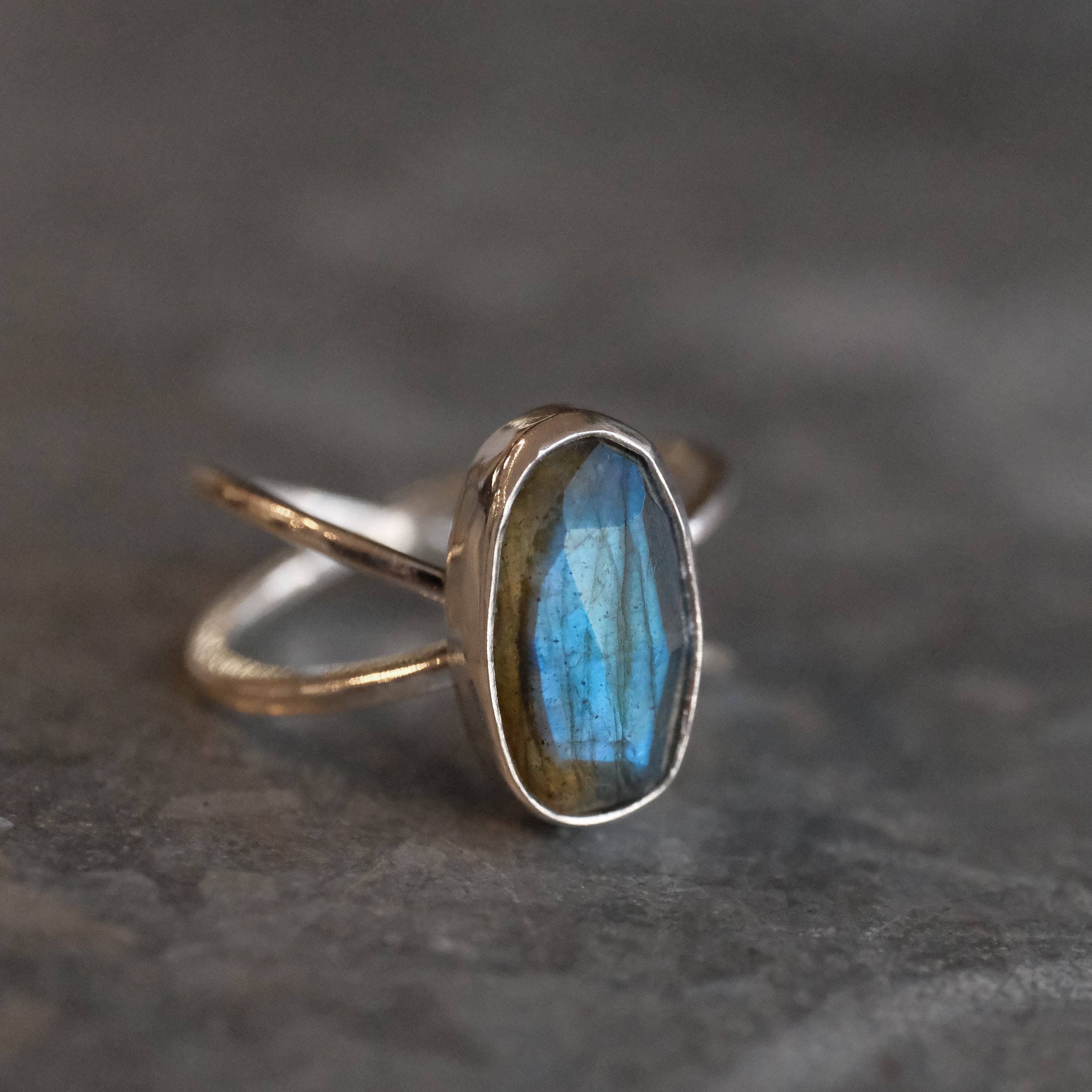 Labradorite Atom Ring (Size 5) - One of a Kind