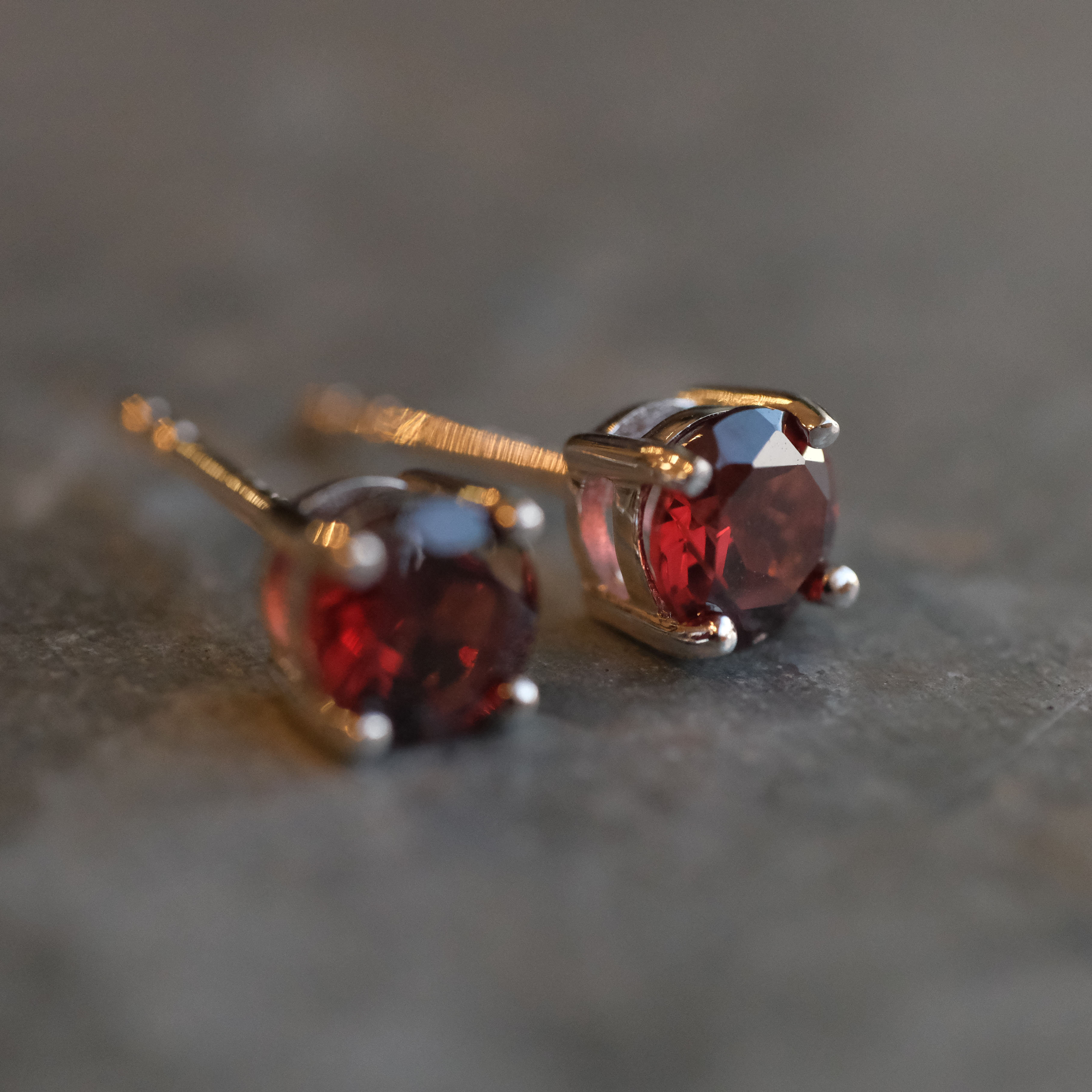 Garnet Essential Stud Earrings