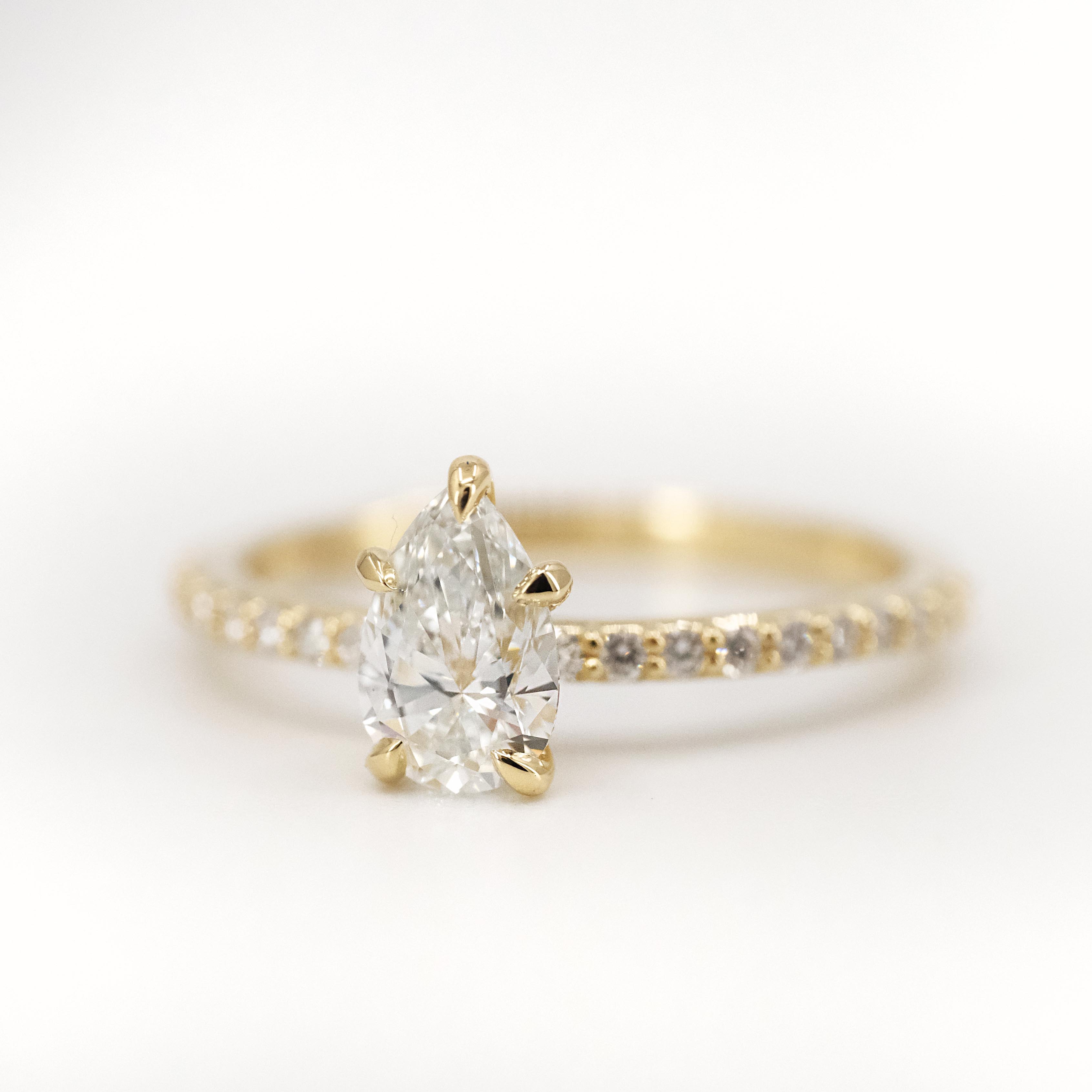14k Lab Diamond Pyra Ring