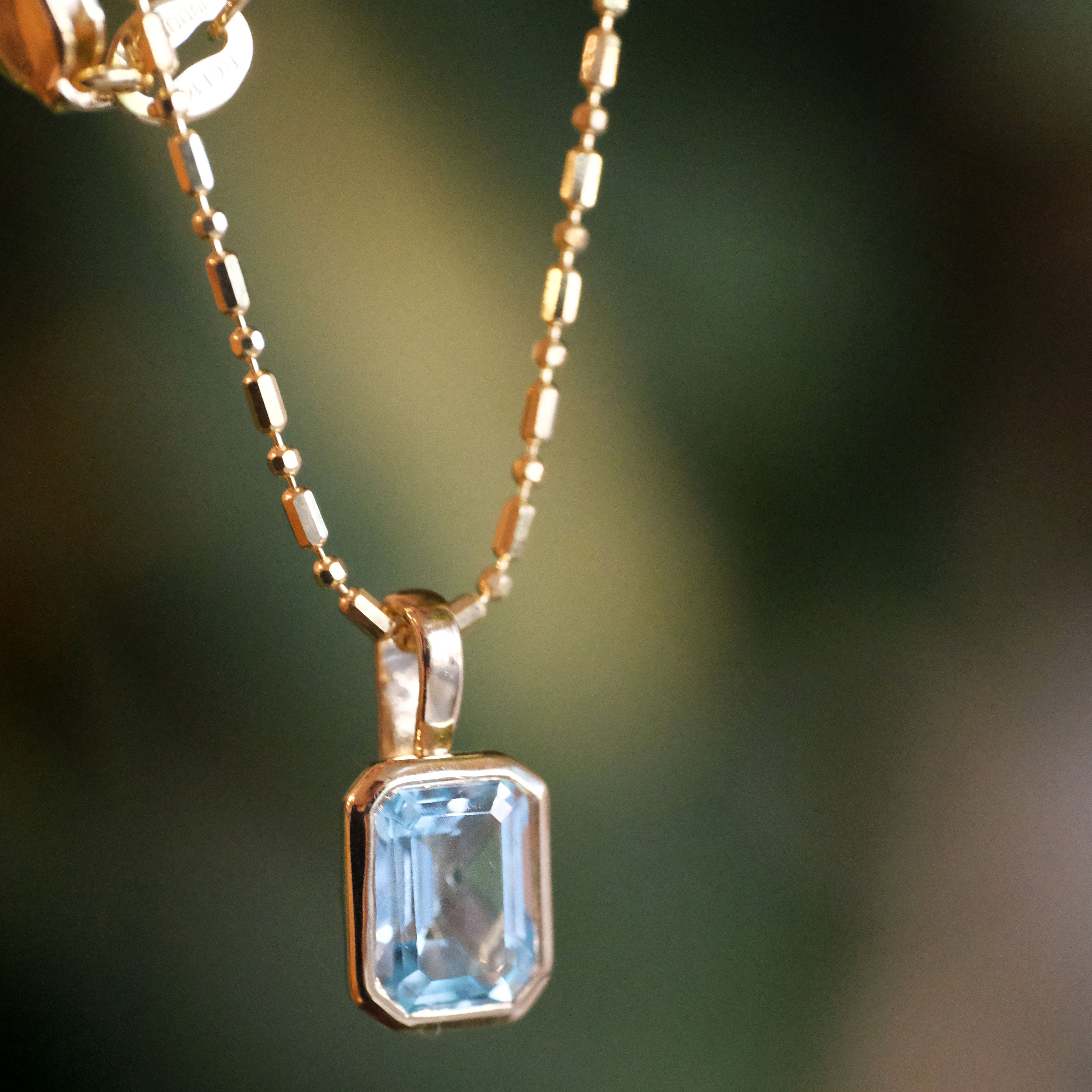 14k + Swiss Blue Topaz Lyon Necklace
