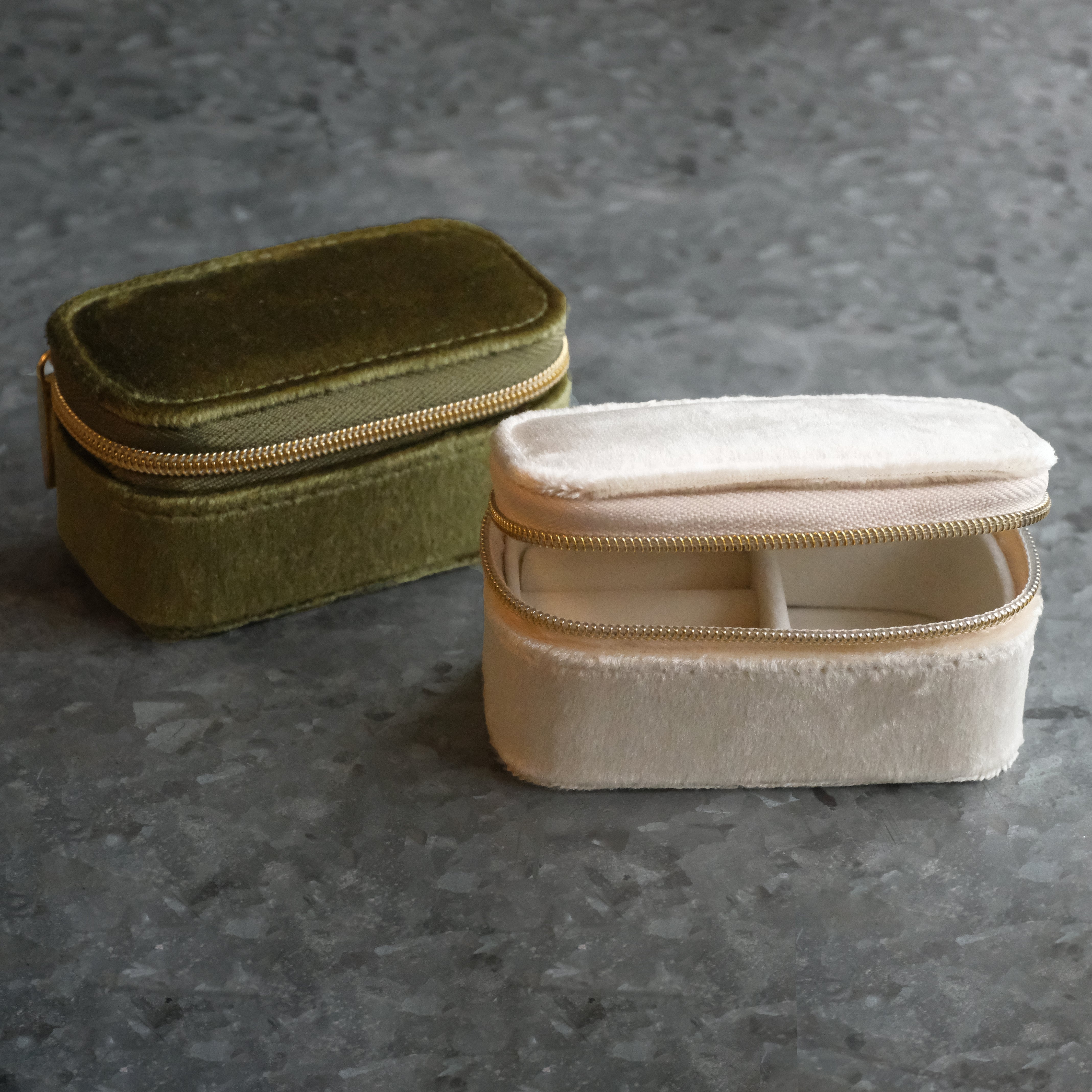 Velvet Travel Jewelry Case