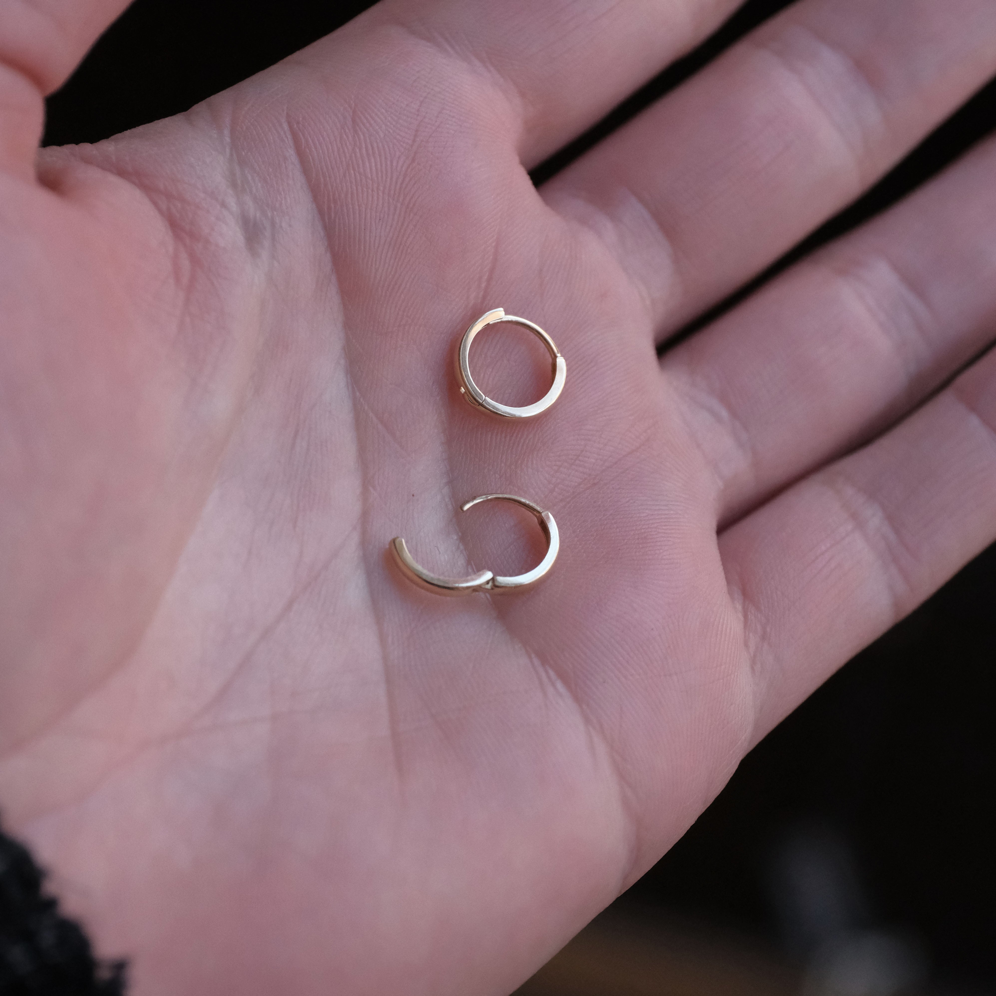 Mini 14k Huggers