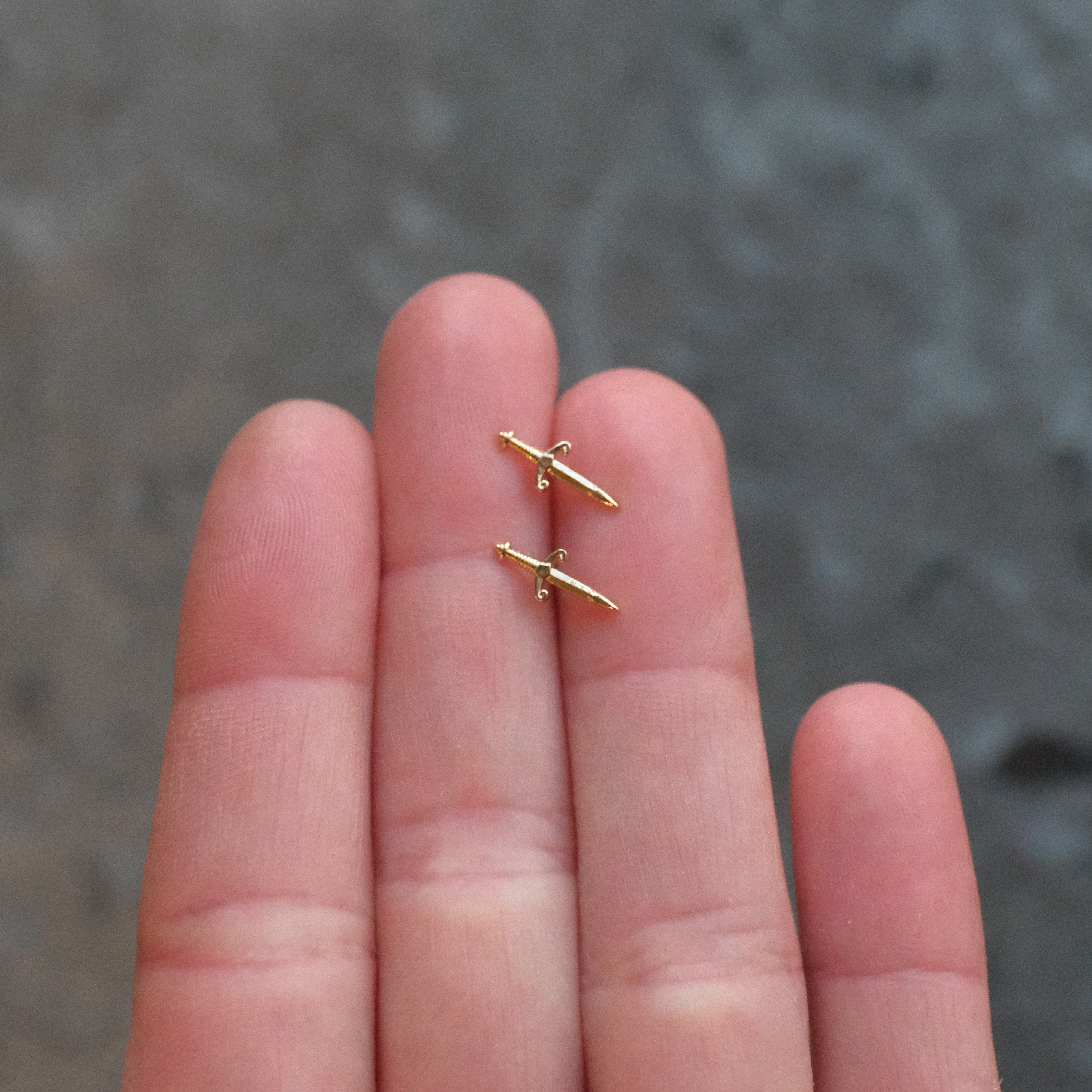 14k Dagger Studs