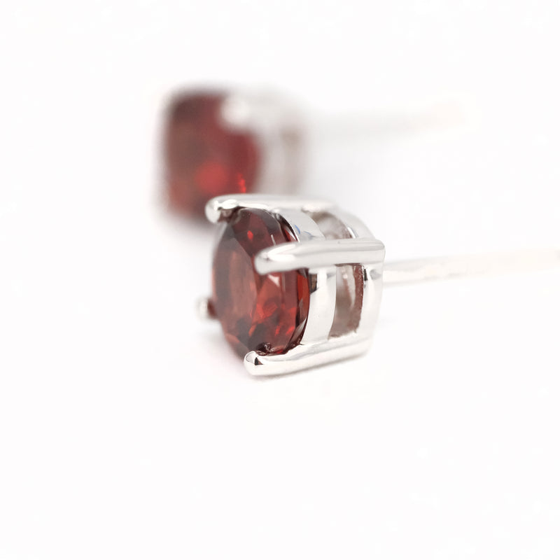 Garnet Essential Stud Earrings