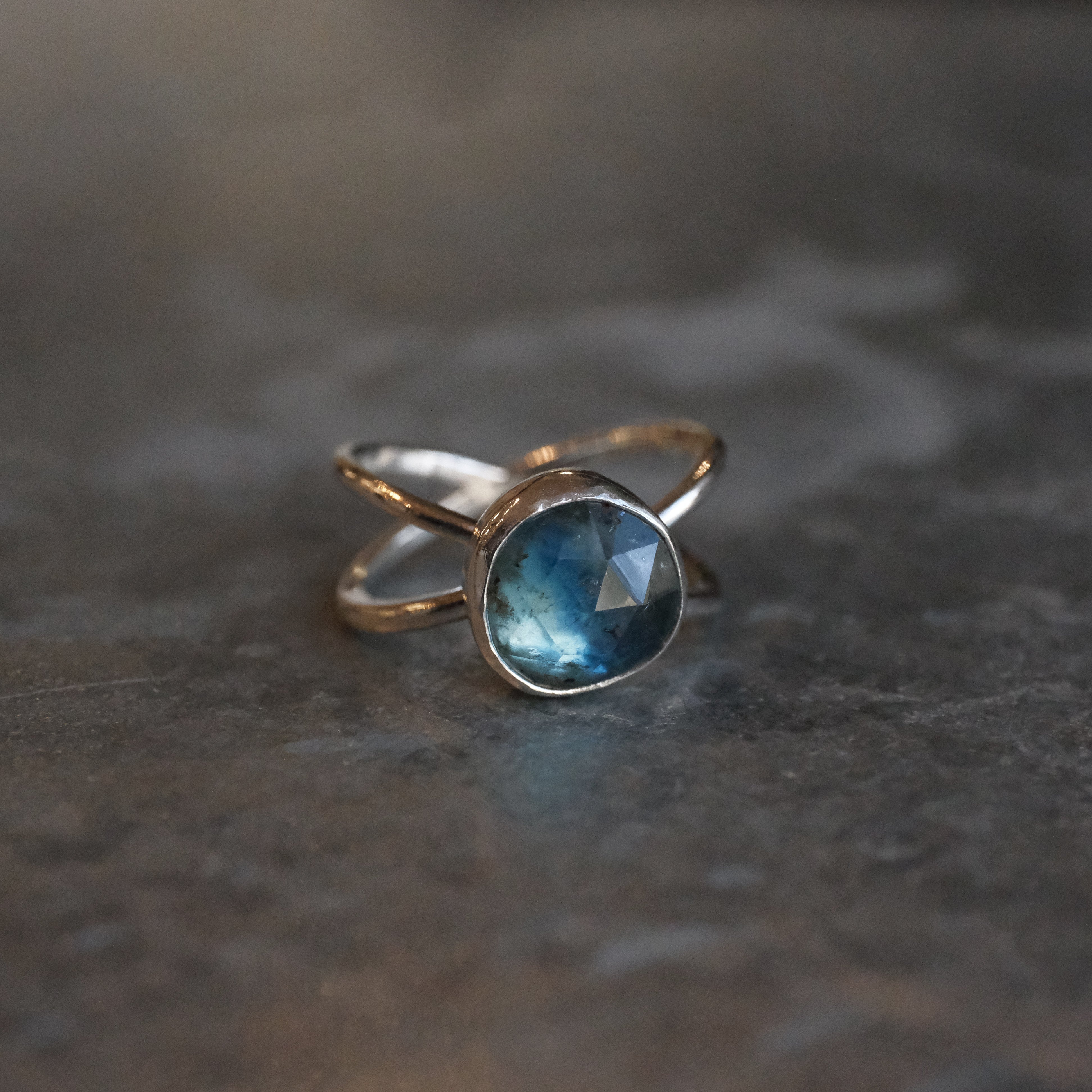 Kyanite Atom Ring (Size 6) - One of a Kind