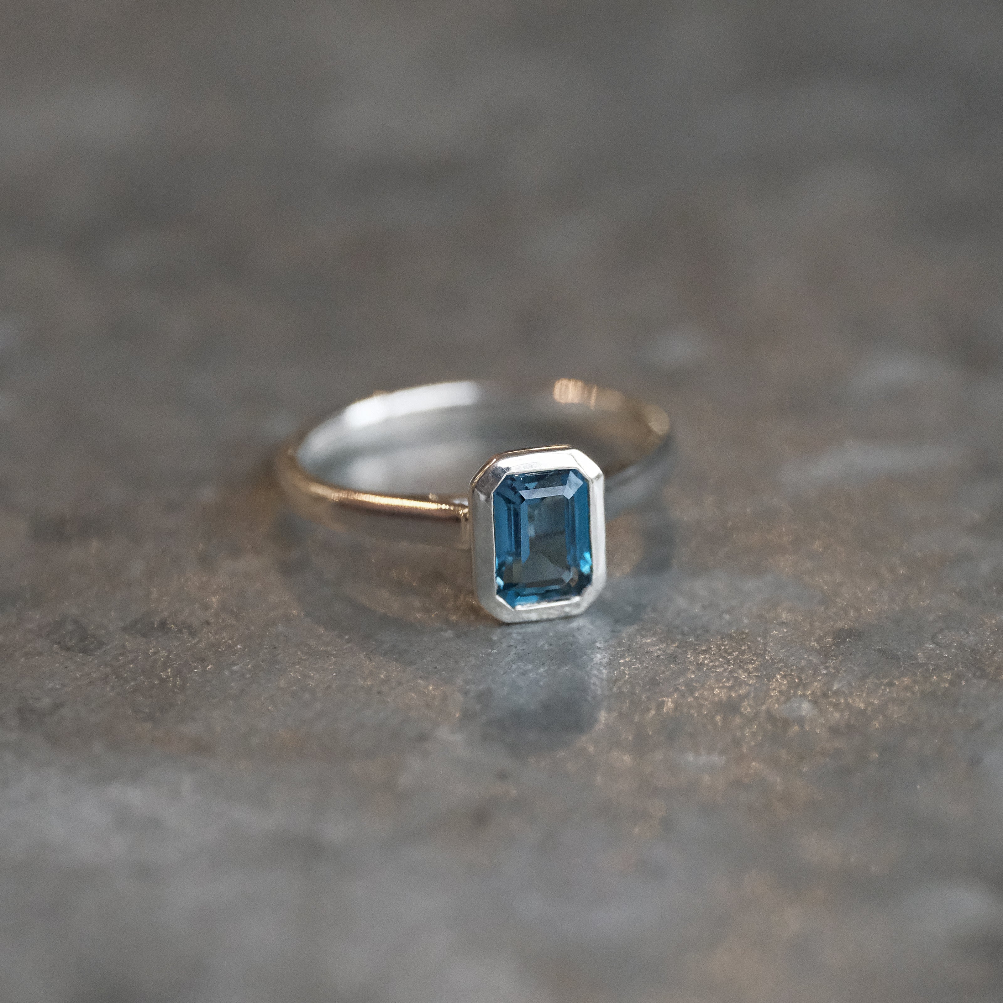 Topaz + Sterling Arches Ring (Size 7)
