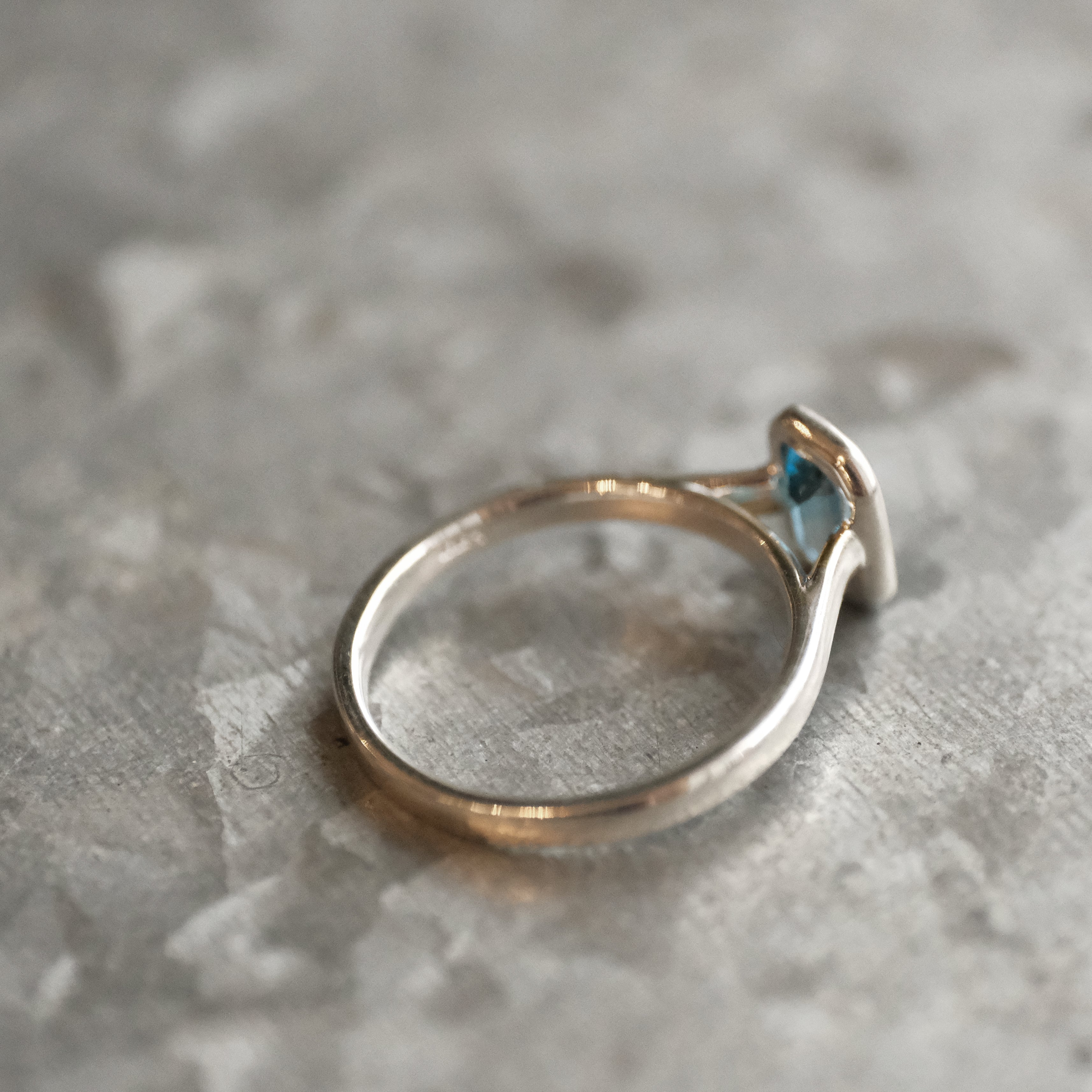 Topaz + Sterling Arches Ring (Size 7)