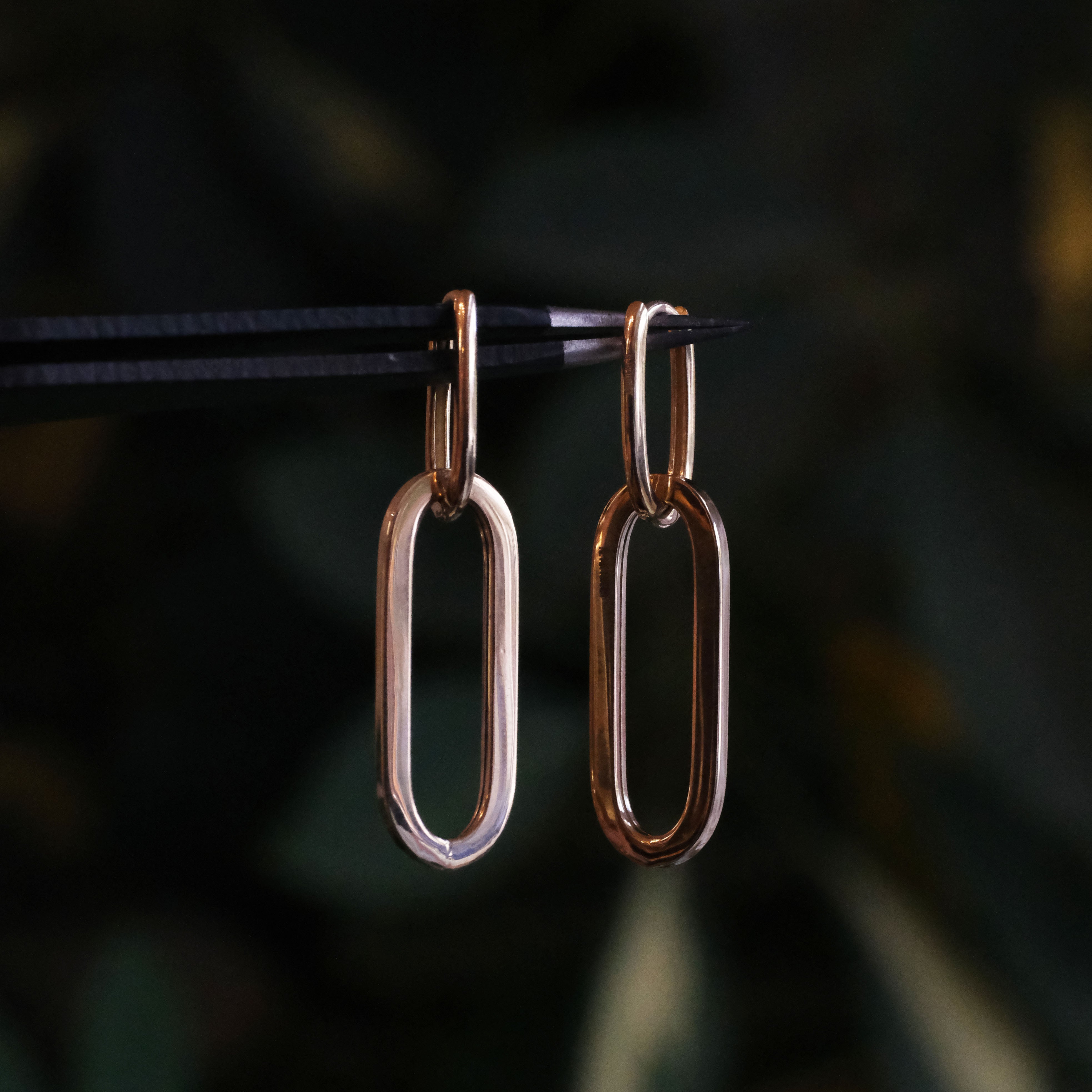 14k Chained Huggers