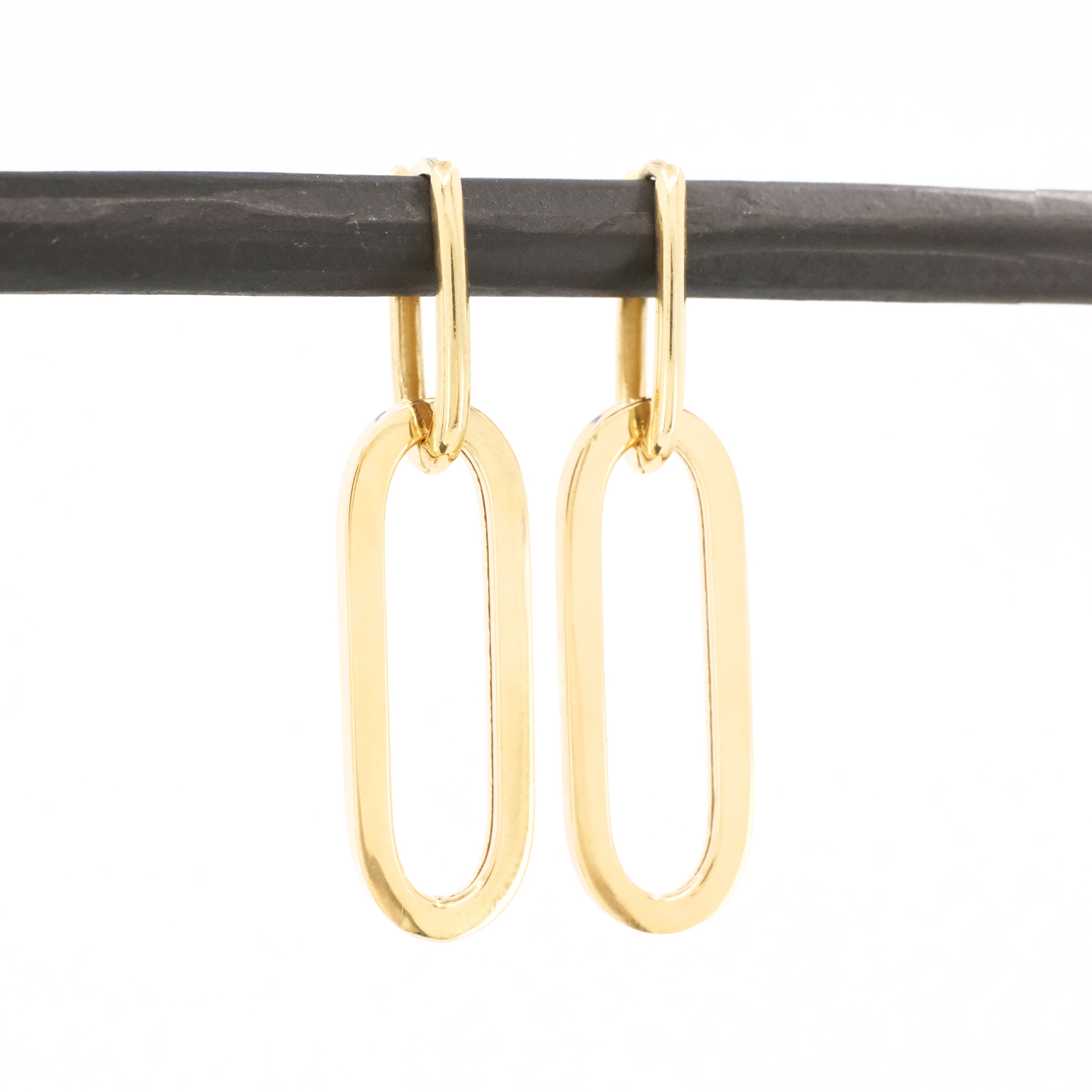 14k Chained Huggers