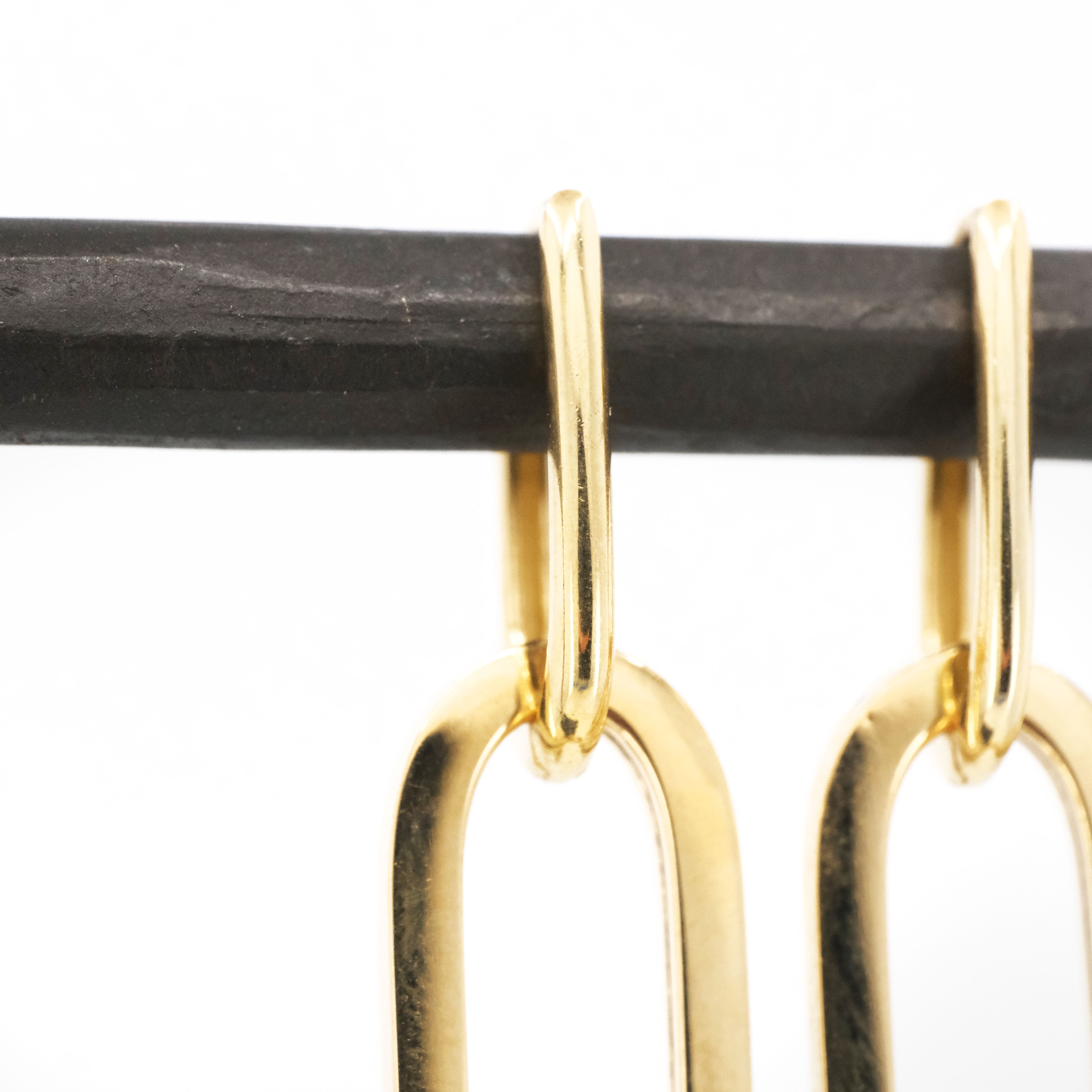 14k Chained Huggers