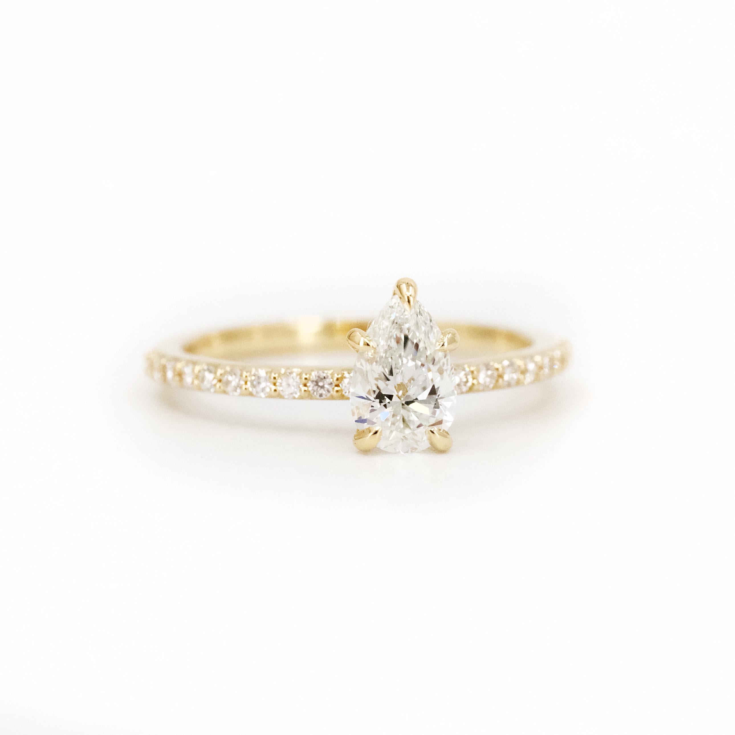 14k Lab Diamond Pyra Ring