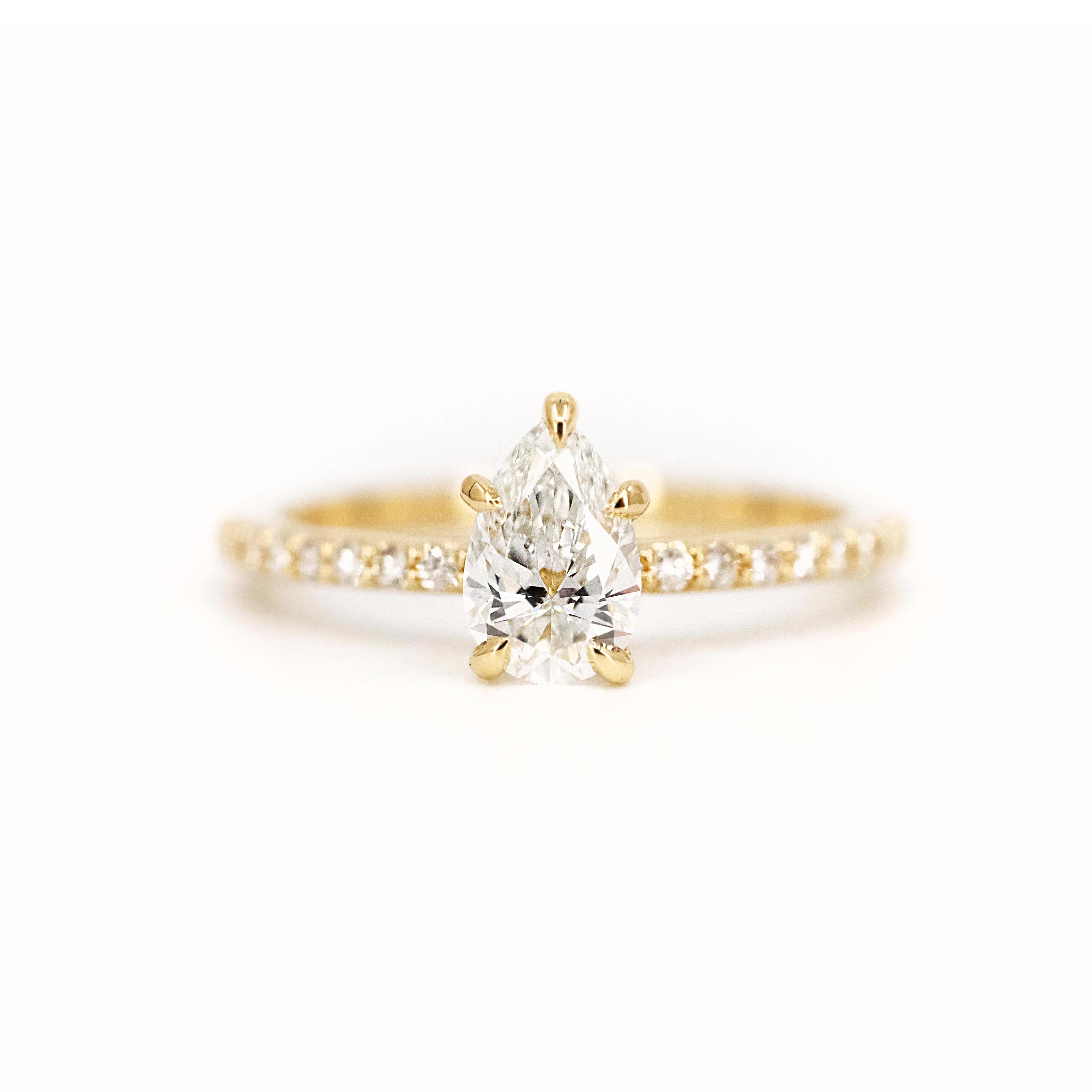 14k Lab Diamond Pyra Ring