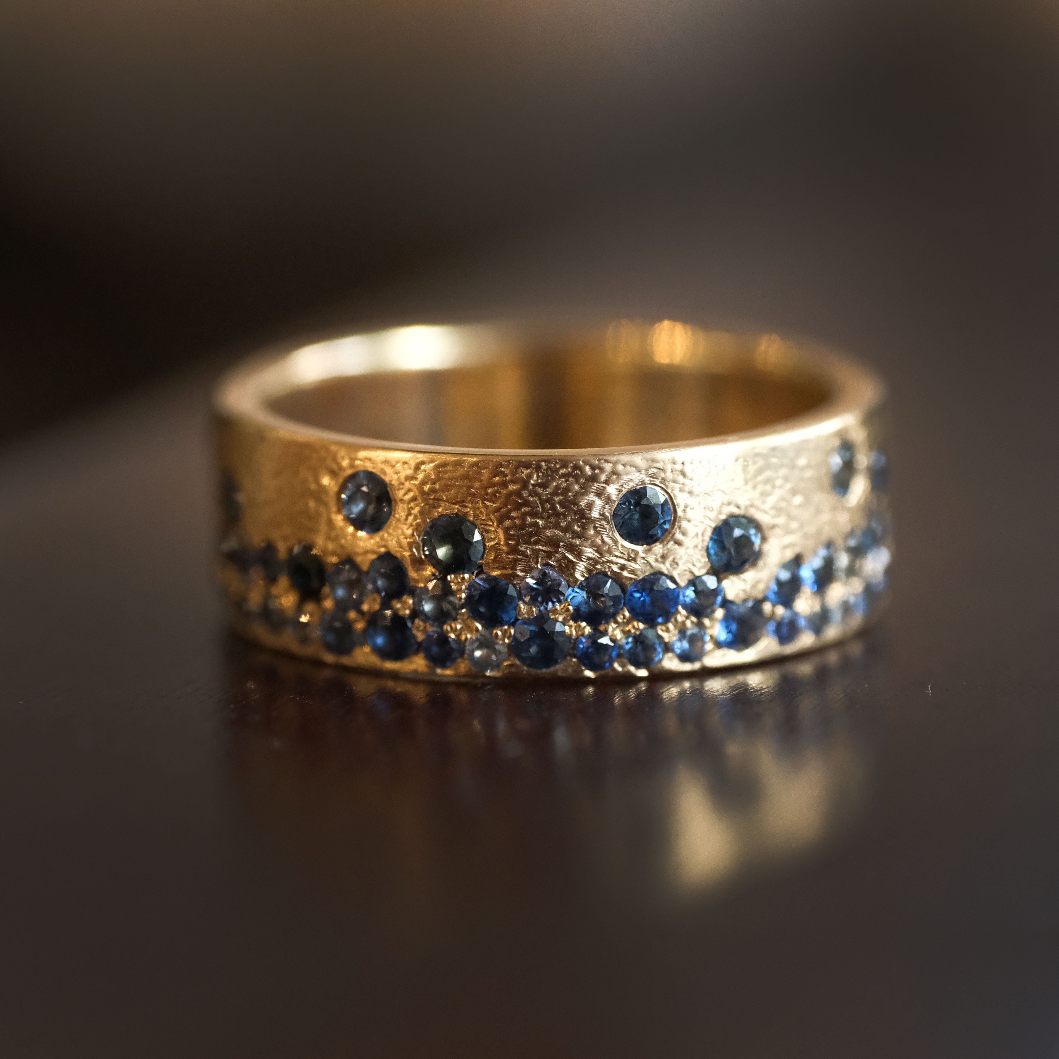 14k + Sapphire Drift Ring (Size 7)