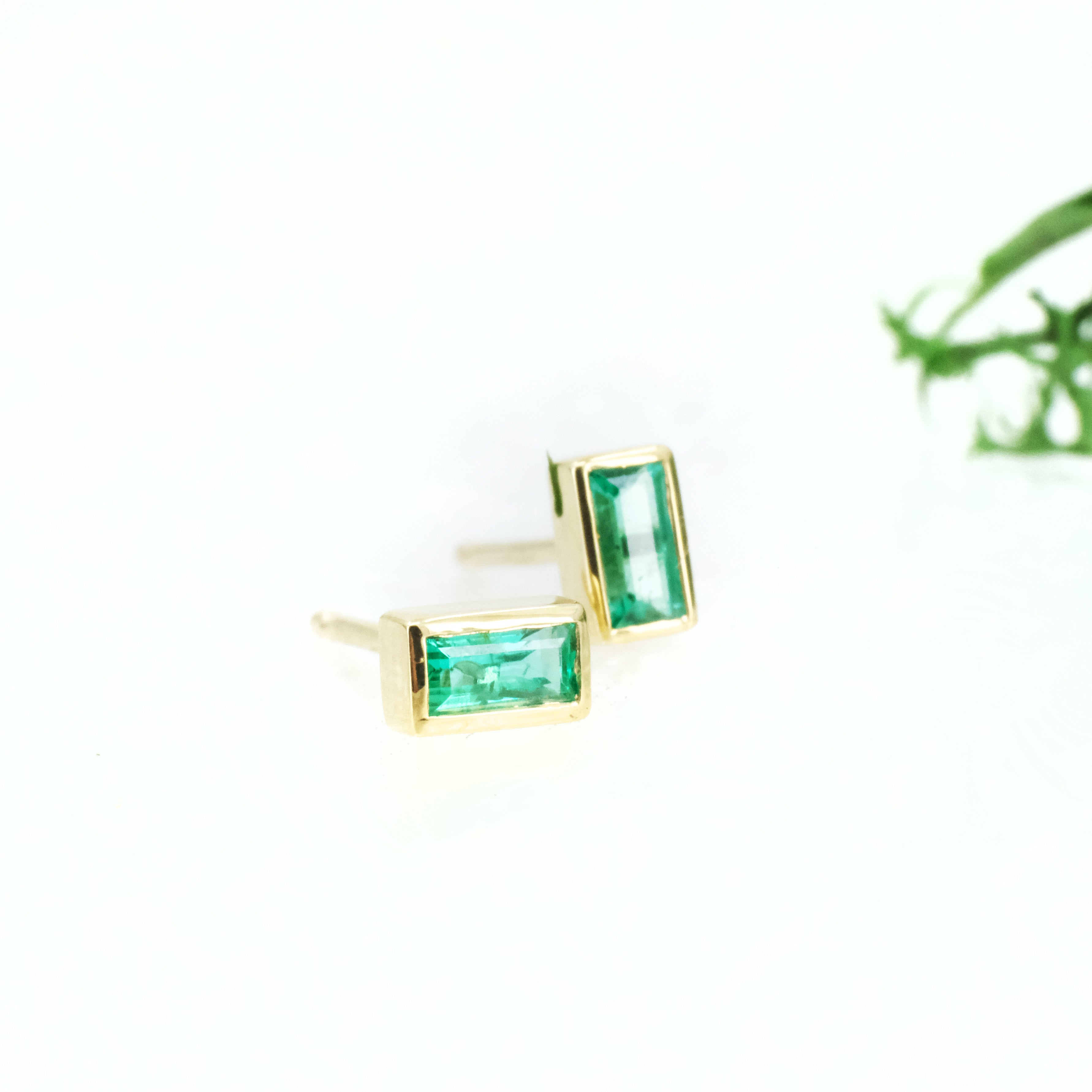 14k + Brazilian Emerald Baguette Studs